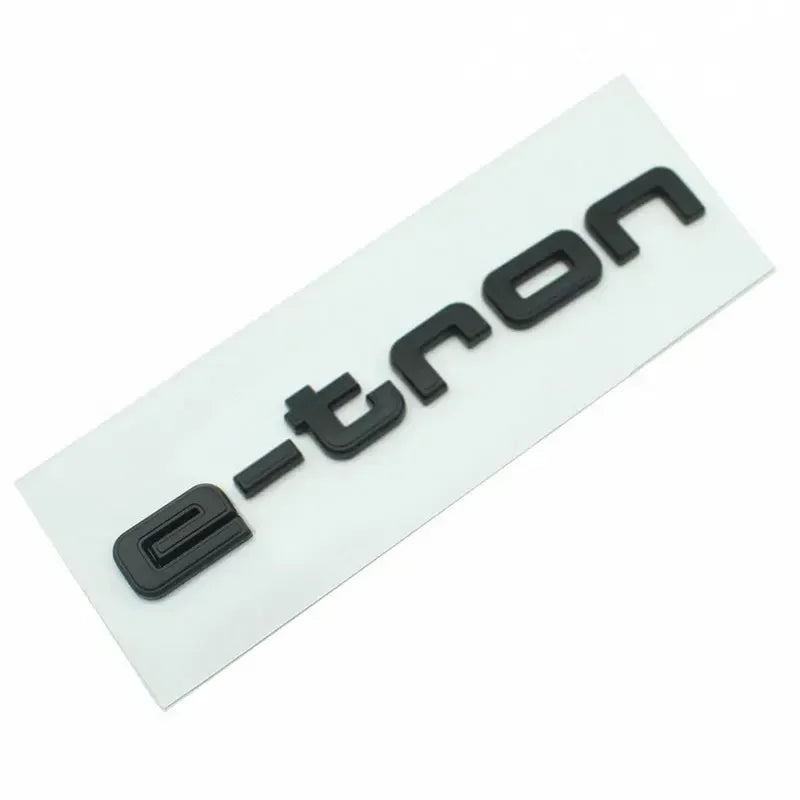 Audi Monogramme E-tron NOIR MAT/BRILLANT/ARGENT